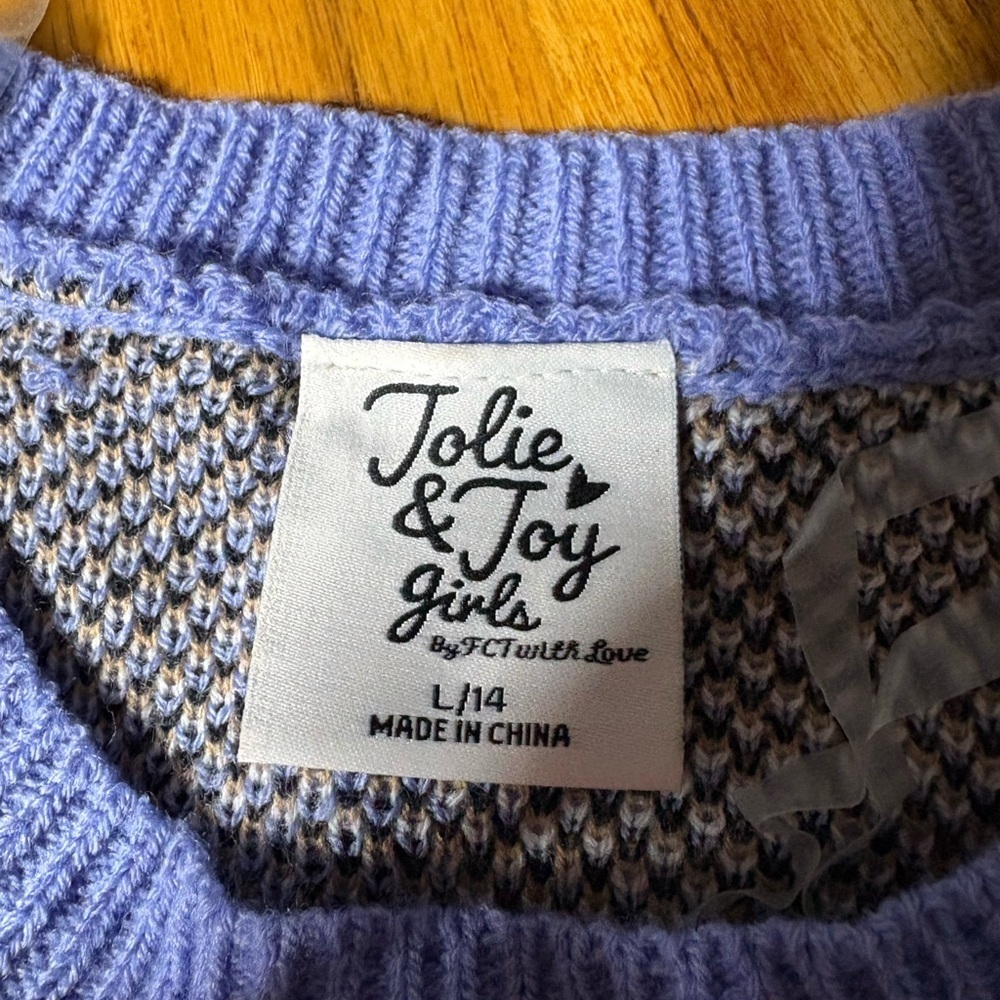 Purple and Gray Sweater with Bear Pattern - Picture 3 of 6
